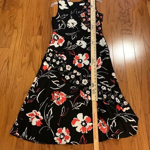 Calvin Klein floral size 4 midi dress with asymmetrical design - Picture 7 of 9